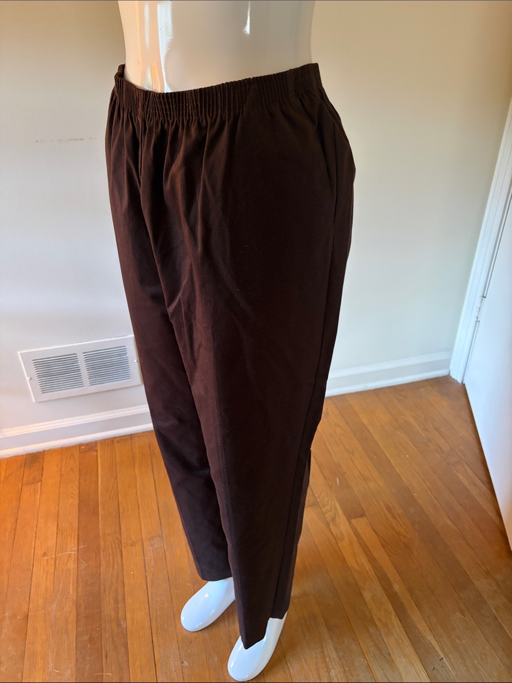 NWT! Alfred Dunner Brown Elastic Waist Pull-on Pant CHOCOLATE - Picture 4 of 7